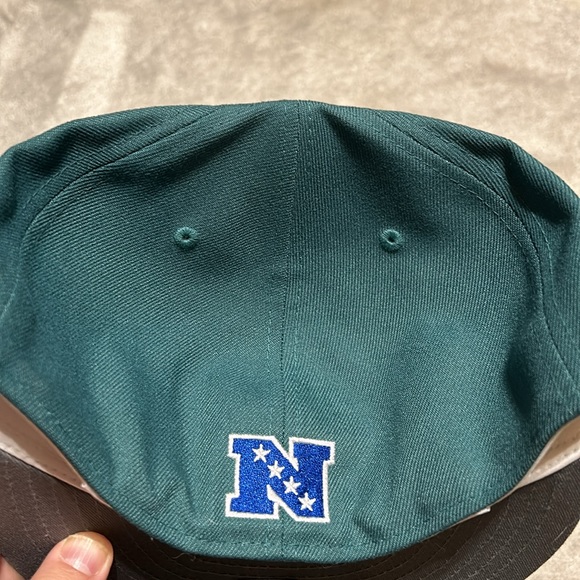 NWT - OVO Philadelphia eagles fitted - Picture 6 of 6